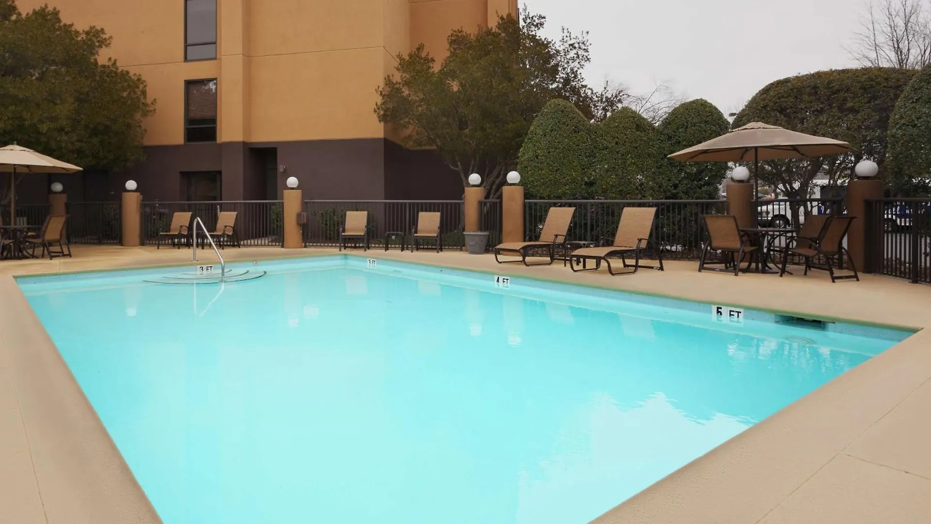 Hampton Inn Charlotte University Place