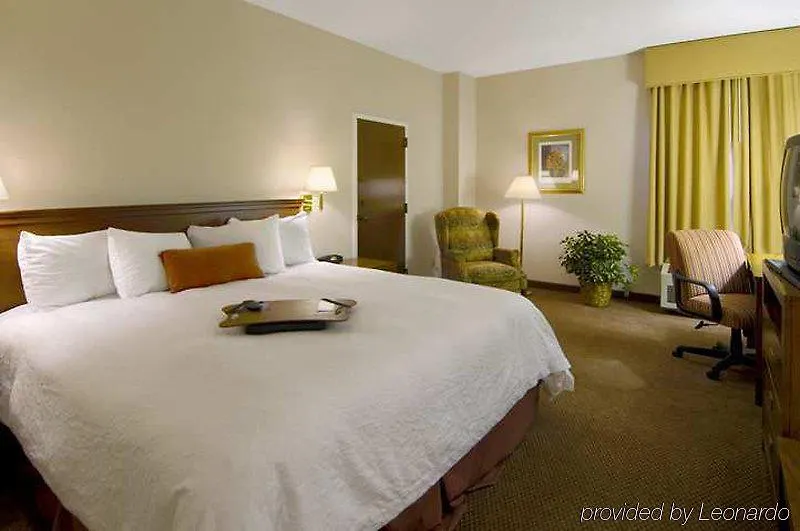 Hampton Inn Charlotte University Place 3*,  United States