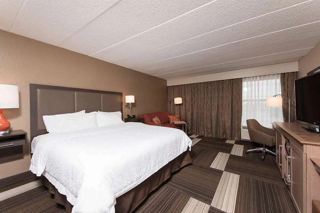 Hampton Inn Charlotte University Place Hotel