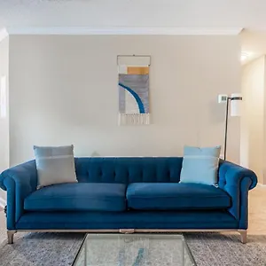 Viagem - - Attractive 2br W/patio+gym Charlotte
