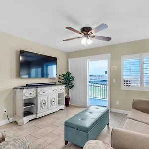  Apartment Surf And Racquet Club 101 United States